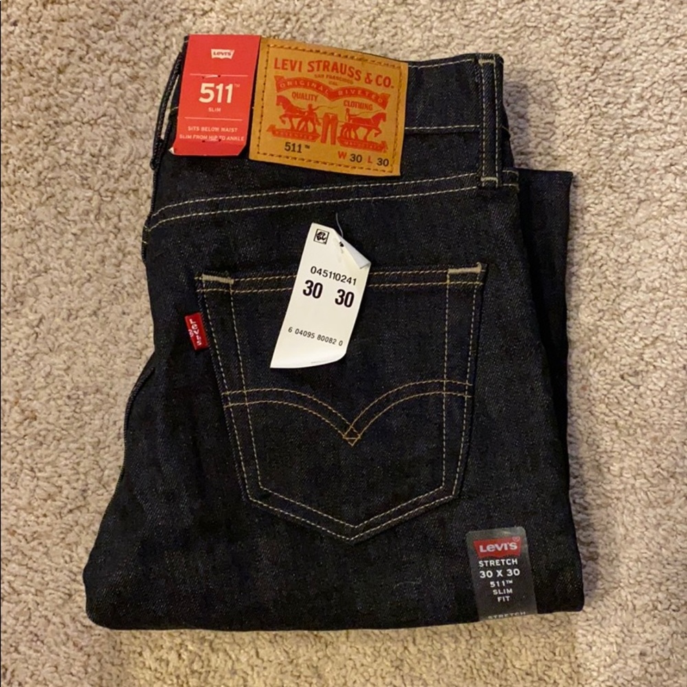 NWT Levi’s Raw Unwashed Slim Fit Denim Jeans